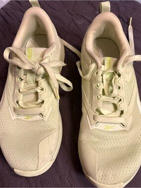 Reebok Women's Pale Green and White Athletic Sneakers